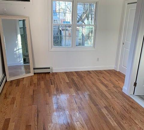 4th image of 11560 197th St Floor 1