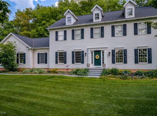 2930 Pine Trails Cir, Hudson, OH 44236