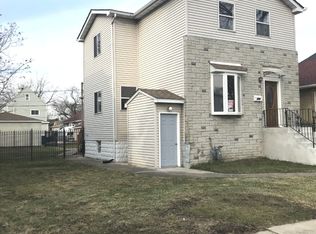 222 S 11th Ave, Maywood, IL 60153
