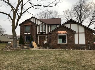 8522 Springwood Way, Washington, MI 48094