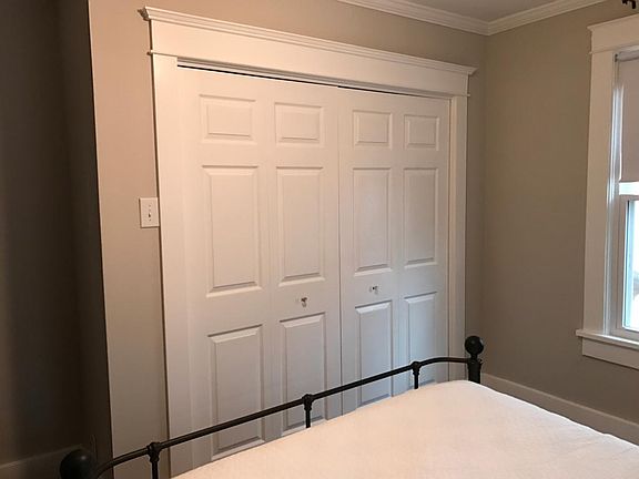 5th image of 1307 Stratford Ave