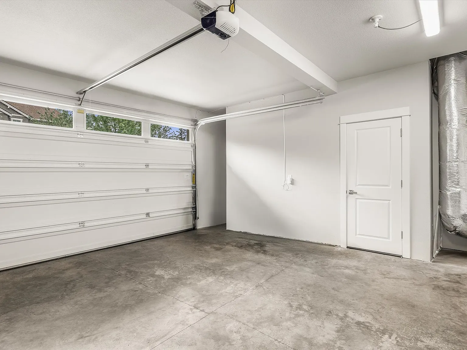SE 143rd Pl, Happy Valley — Photo 2