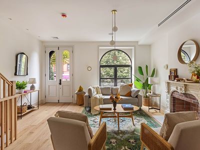 768 Halsey St, Brooklyn, NY, 11233