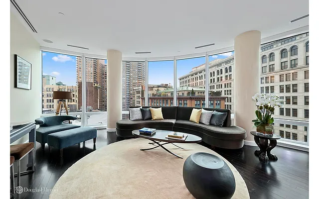 Sold by Douglas Elliman | media 17