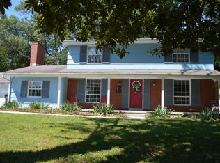 4417 Deerfield Rd, Knoxville, TN 37921
