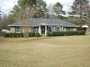 140 Chewalla Cir, Eufaula, AL 36027