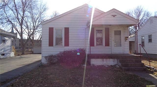 1st image of 2932 Washington Ave
