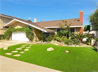 4201 Dogwood Ave, Seal Beach, CA 90740