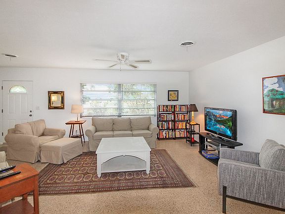 3rd image of 333 Park Lane Dr #333