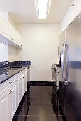 Rented by Mirador Real Estate | media 17