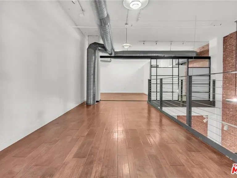 510 S Hewitt St #102 — Photo 27