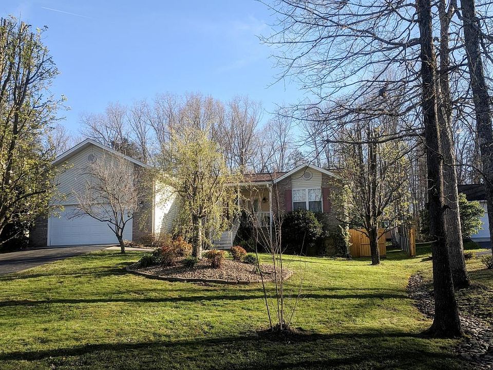 1st image of 110 Mockingbird Dr