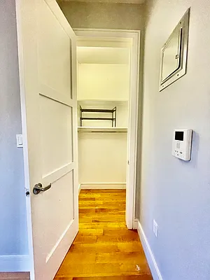 Rented by Bohemia Realty Group | media 8