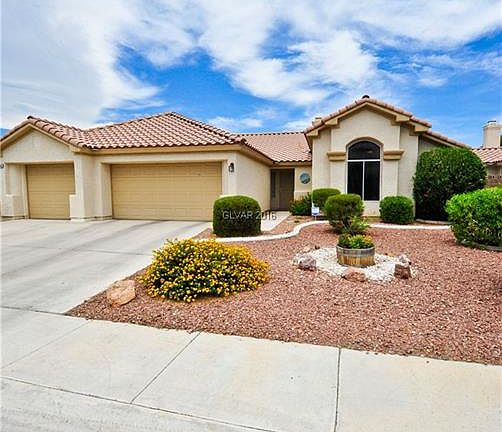 2nd image of 5204 Costabella Ln