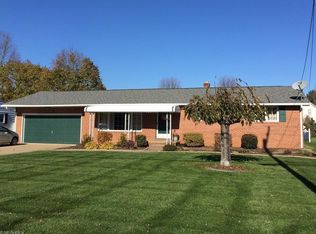 697 Harrison St, Magnolia, OH 44643
