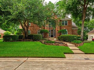 6111 Lark Valley Ct, Kingwood, TX 77345