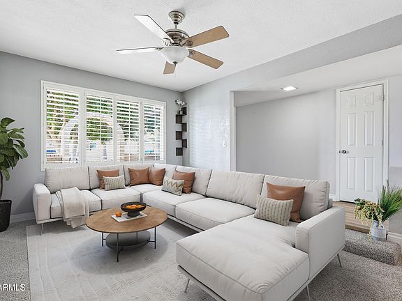 4th image of 2945 S LAS PALMAS --