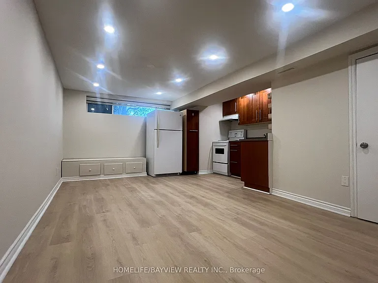 74 Newbury Dr #BMNT — Photo 5