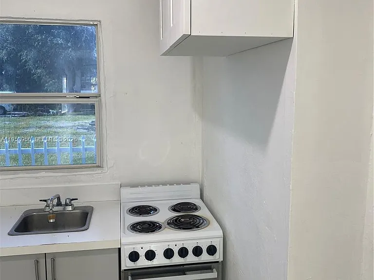 1742 Ali Baba Ave #4 — Photo 5