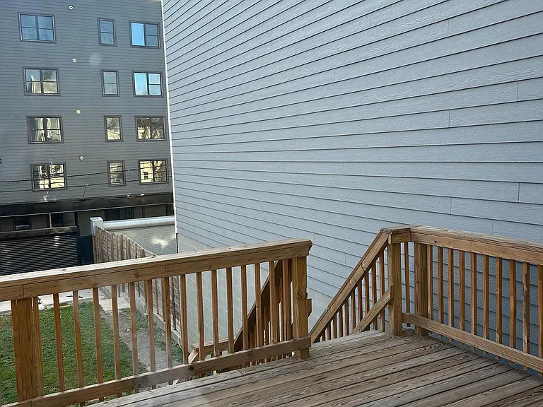 1169 Morse St NE — Photo 15