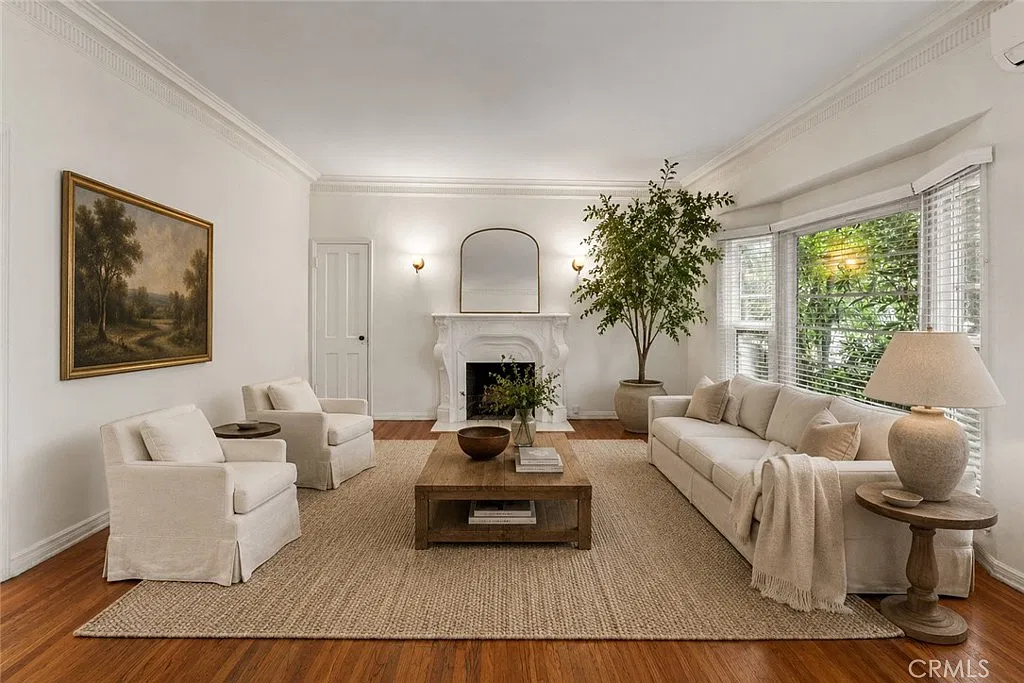 3 bed, 1600 sqft, $5,500 — Photo 1
