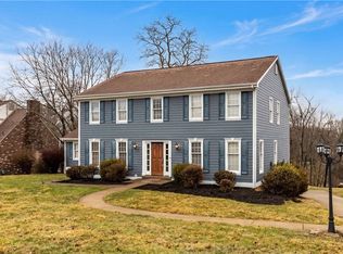 2356 Westgate Dr, Pittsburgh, PA 15237