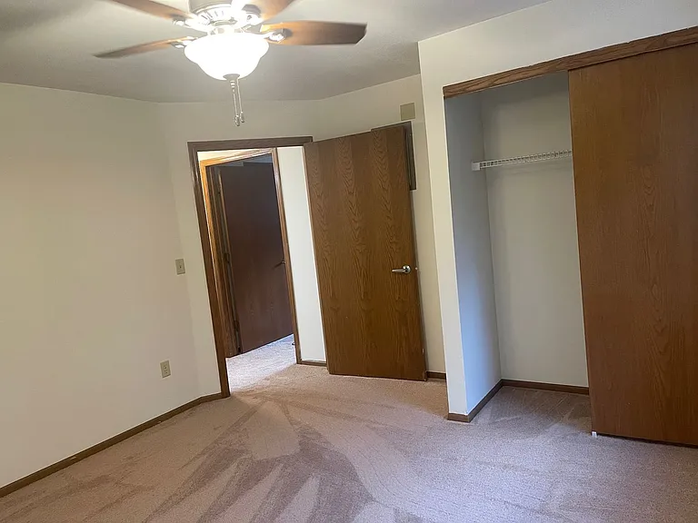 410 S River Rd #20-40-60 — Photo 25