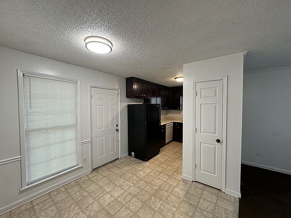 3rd image of 6202 Friar Tuck Dr NW APT B