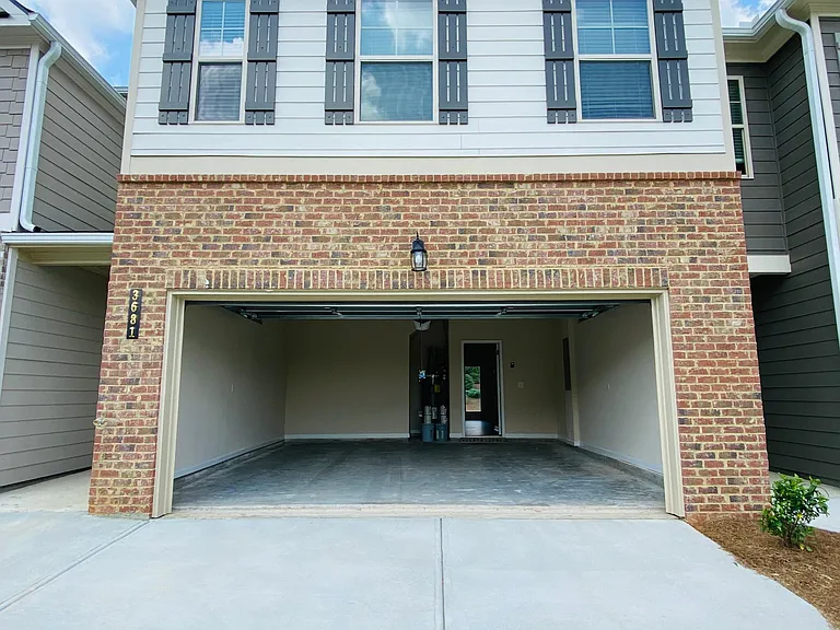3681 Prospect Point Dr — Photo 38