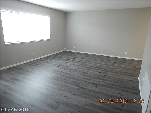 5th image of 430 Greenbriar Townhouse Way