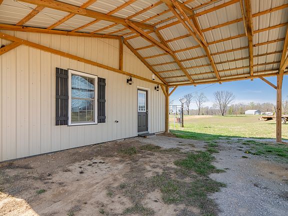 2nd image of 3247 Woolard Rd