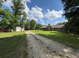 3828 Peters Ford Rd, Leslie, MO 63056