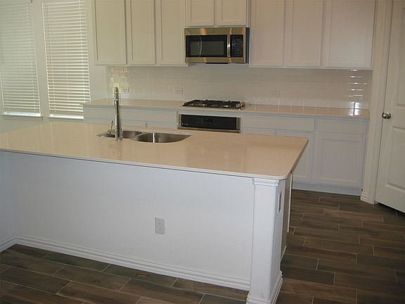 2nd image of 3717 Peachbush Ln