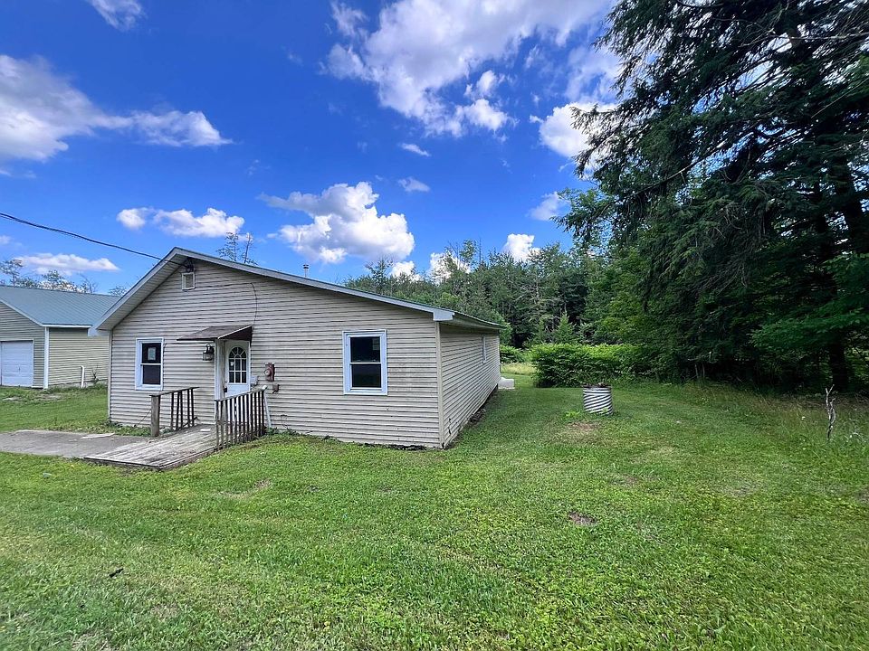 1st image of 120 Fisher Rd