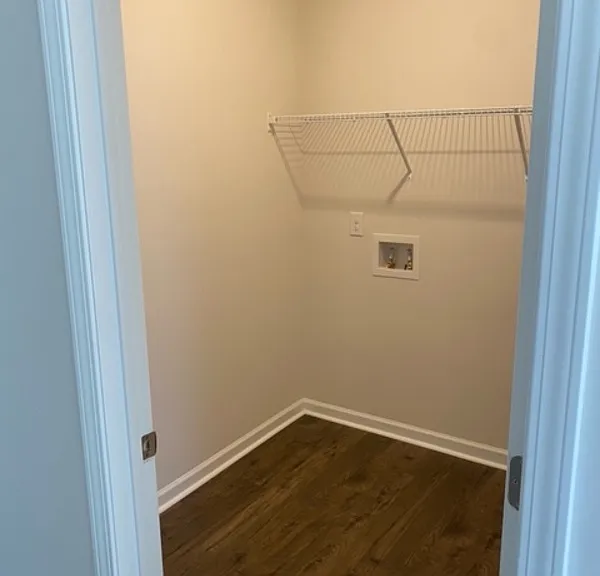 4310 Remington Ave — Photo 10