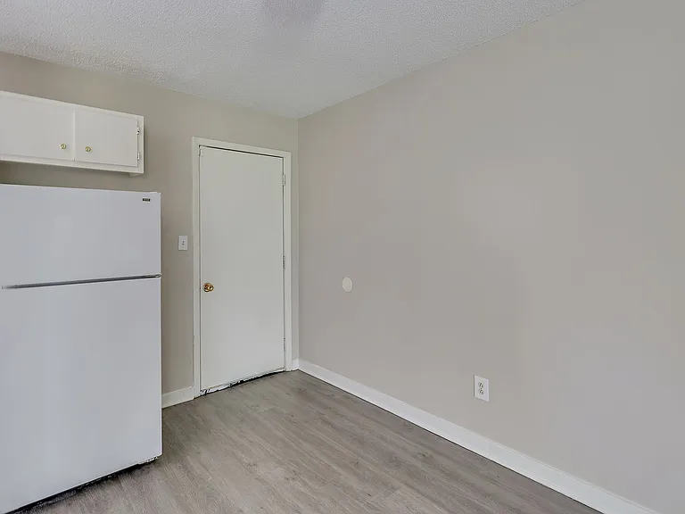 2932 Highway 468 — Photo 10