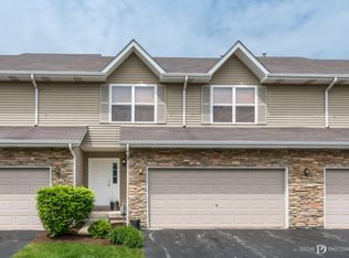 1123 Alexandria Dr, Sycamore, IL 60178