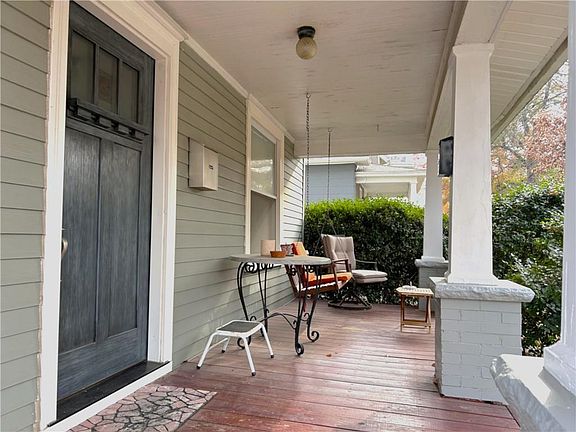 4th image of 3809 Wyoming St