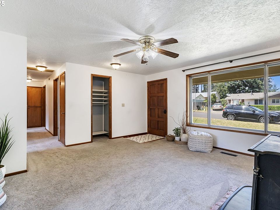 プリン☺︎ 15605 SE 5th St, Vancouver, WA 98684 | Zillow