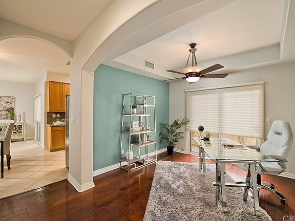 4th image of 5021 Laurel Canyon Blvd Unit 8