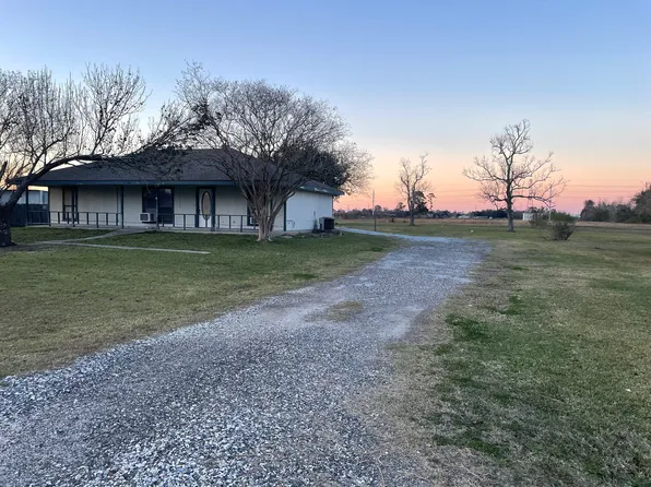 128 Red Rose Dr, Sulphur, LA 70665