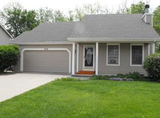 1115 Grove St, Baldwin City, KS 66006