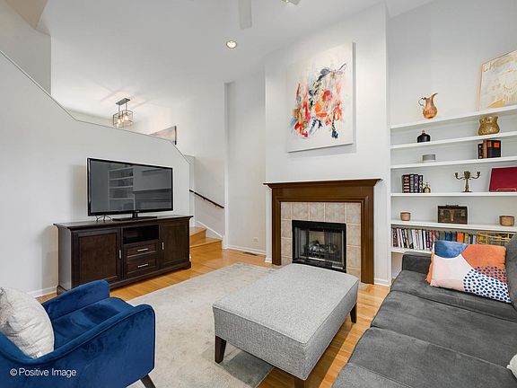 3rd image of 3444 N Monticello Ave