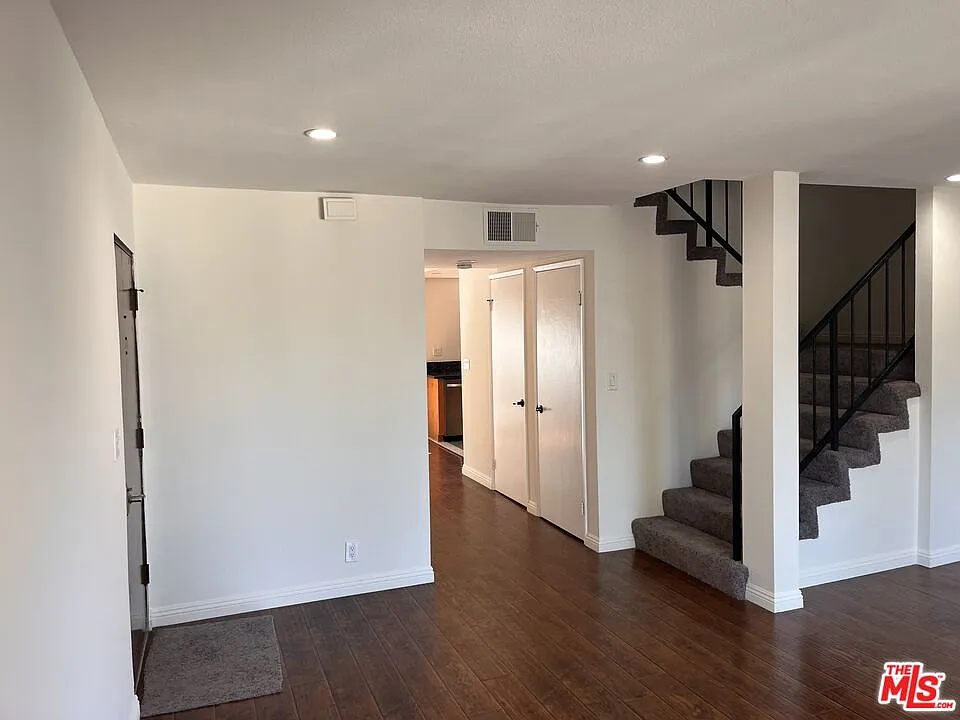 3 bed, 2.5 bath, 1442 sqft, $3,600 — Photo 1