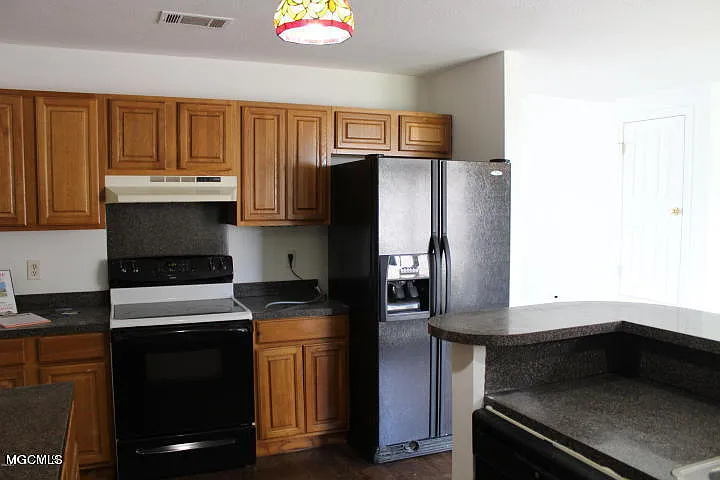 12004 Harmony Cir — Photo 5