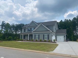 301 Wood Mist Ln, Fountain Inn, SC 29644