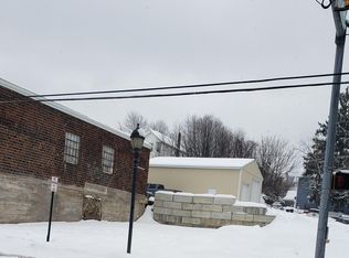 26 N Church St, Carbondale, PA 18407
