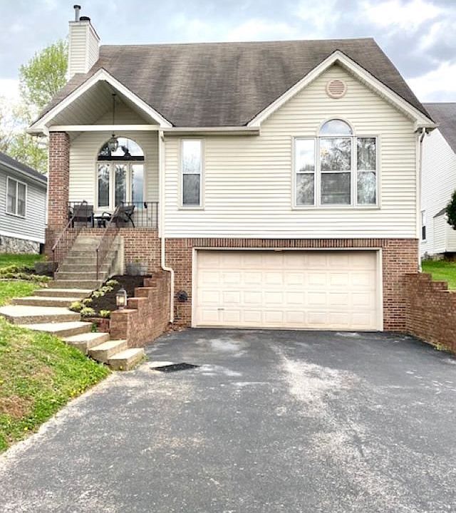 1st image of 2805 Harvest Ln