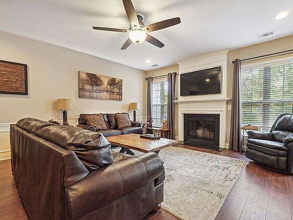 5th image of 110 Regent Pl