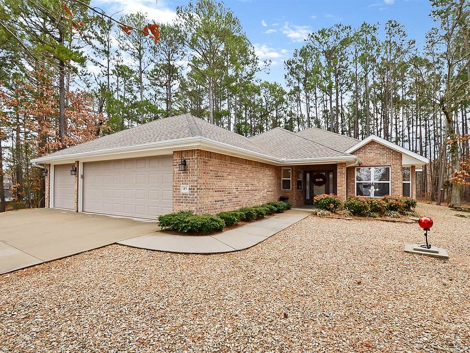 1st image of 15 Bassingham Dr